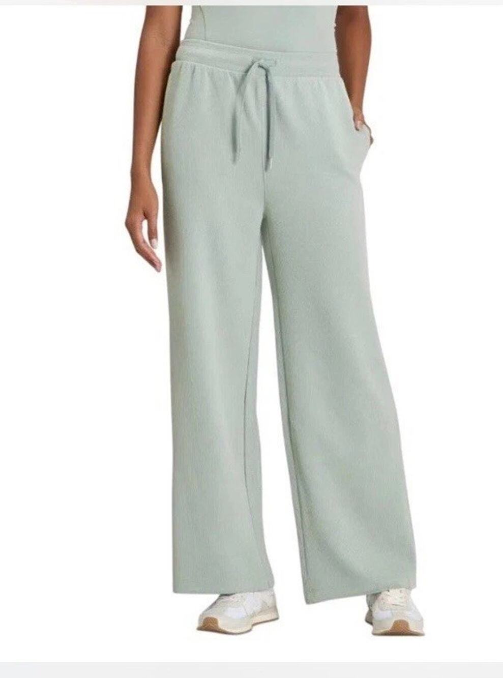 NWT All in Motion Womens Sage Airy Sleek High Rise Wide Leg Ribbed Pant XS
